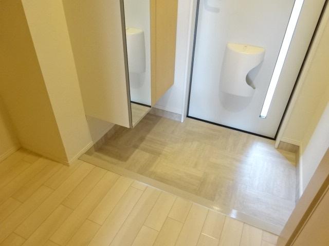 アイリスガーデンⅢ 玄関