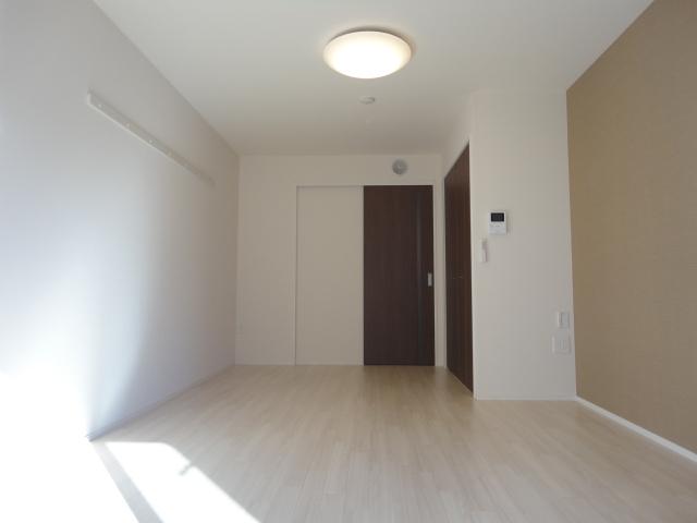 Ｐｅｔｉｔｅ　Ｌｕｍｉｅｒｅ 洋室（イメージ）