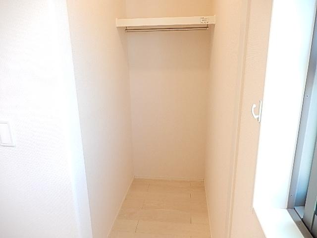 リーオイスラ ウォークインクローゼット