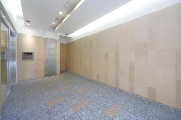 アパートメンツ三田 エントランス