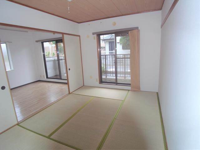 河北松戸ハイツ 写真は１０７号室です。