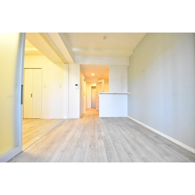 CRESCENT COURT 内観