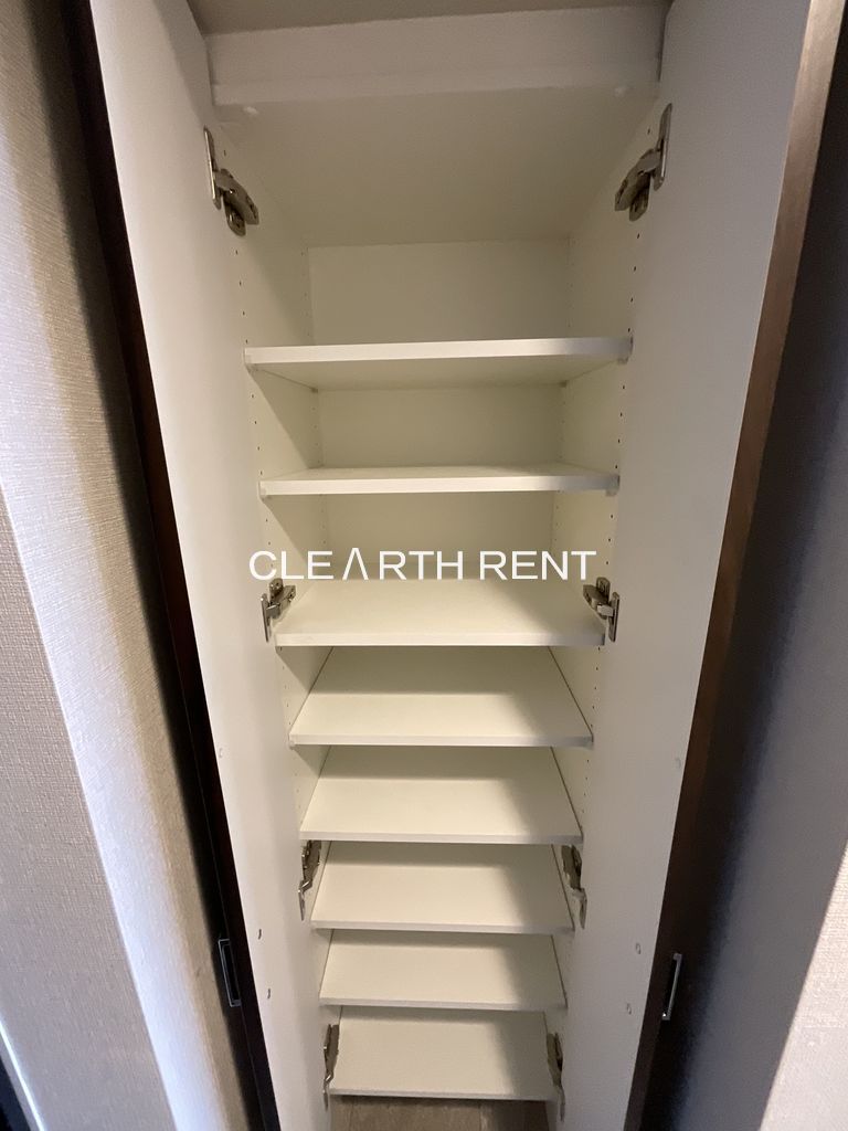 コンシェリア横濱南 ＬＥ ＶＥＮＴ ＶＥＲＴ5階 ★シューズボックでスッキリ玄関★