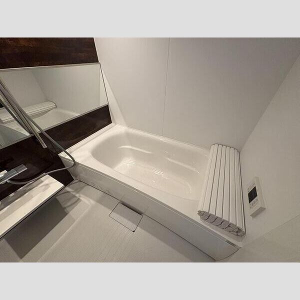 セレスティア六町Ⅱ201号室 浴室