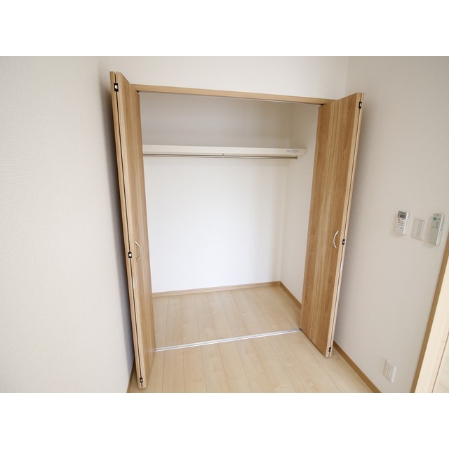 クレール 在家町102号室 内観