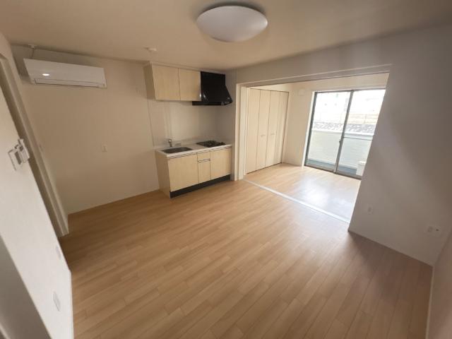 サン　フォレストⅤ リビング