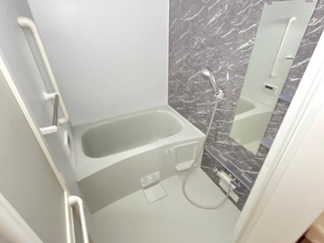 アビエル103号室 バス