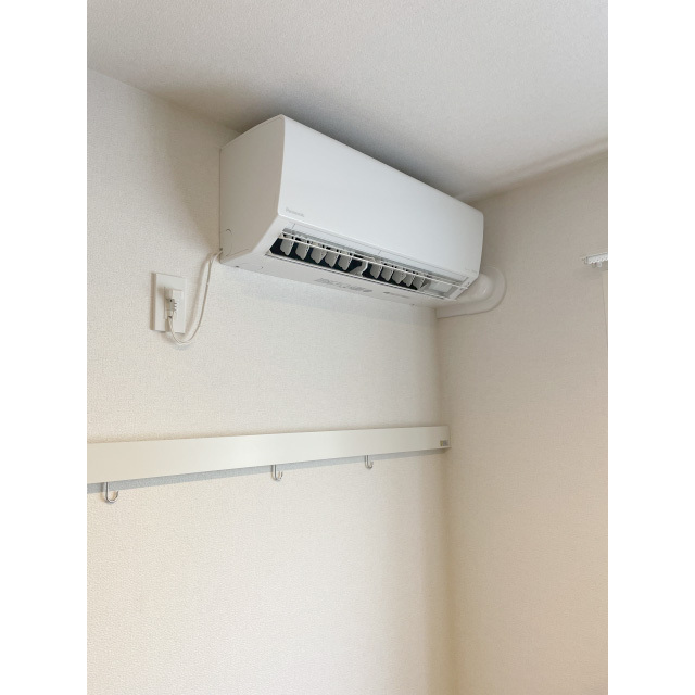 シャーメゾン国立ウエスト エアコン