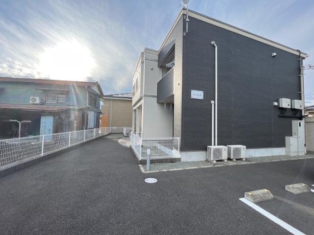 ステイブル 外観写真（昼）