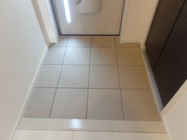 エスタシオン 玄関