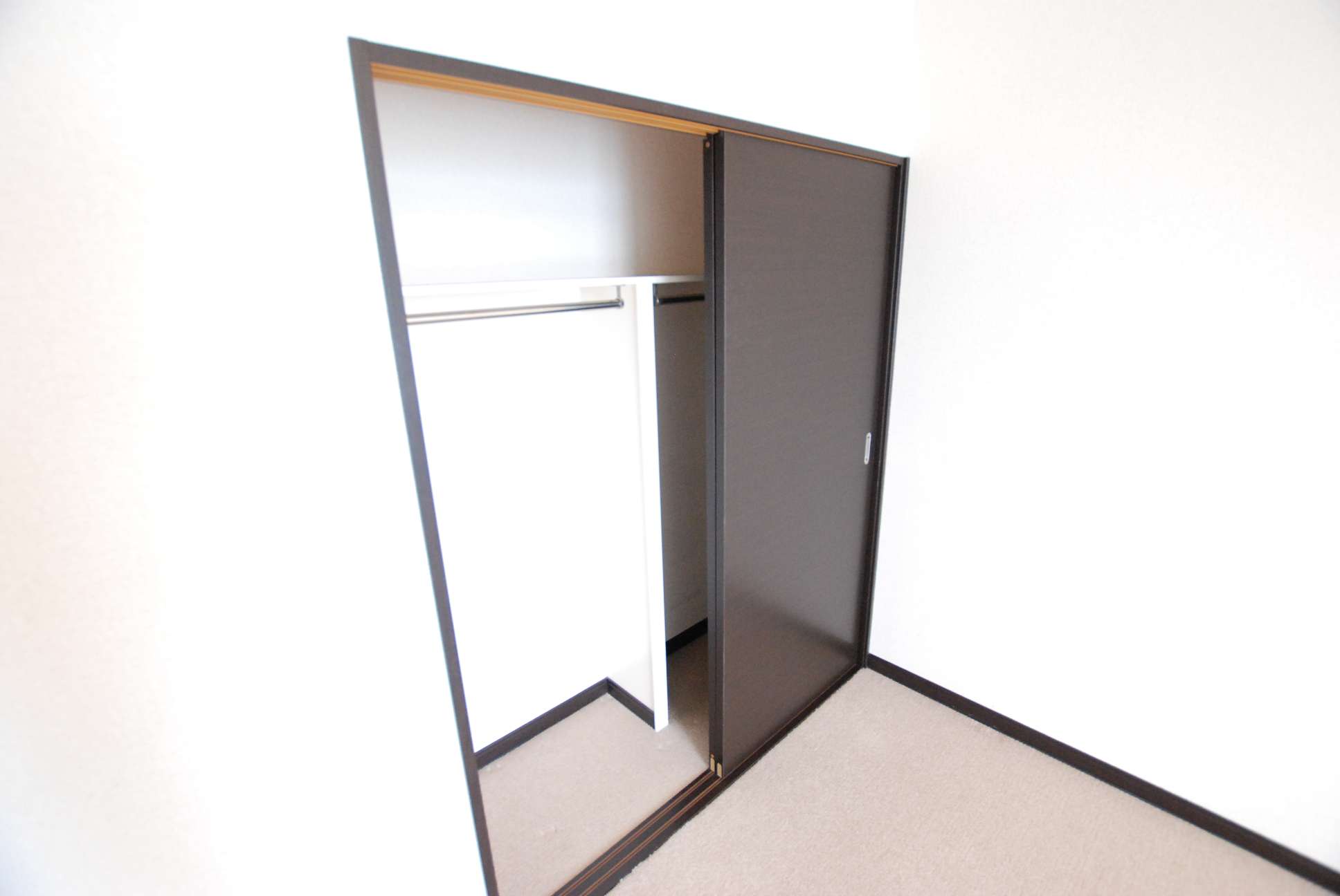 レオネクストアルト 内観