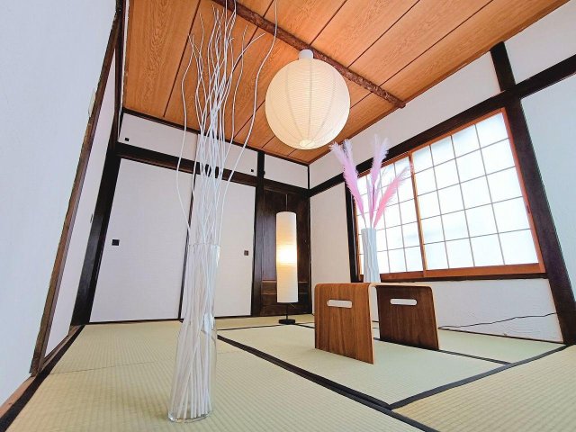 今井1丁目2階建 リフォーム済みの奇麗な2階の和室