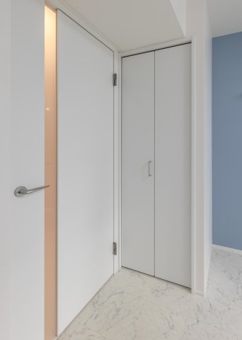 SYNEX YOKOHAMA-AOKICHO402号室 ※同タイプ参考写真です（カラータイプが異なる場合がございます）