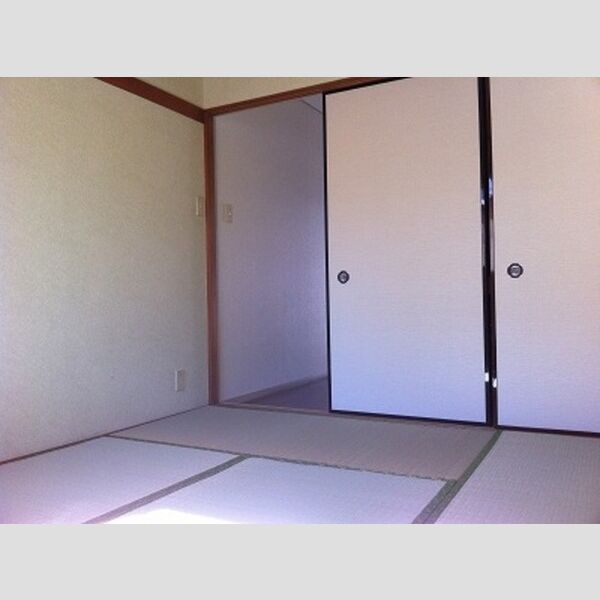 アルカキット葛西105号室 和室