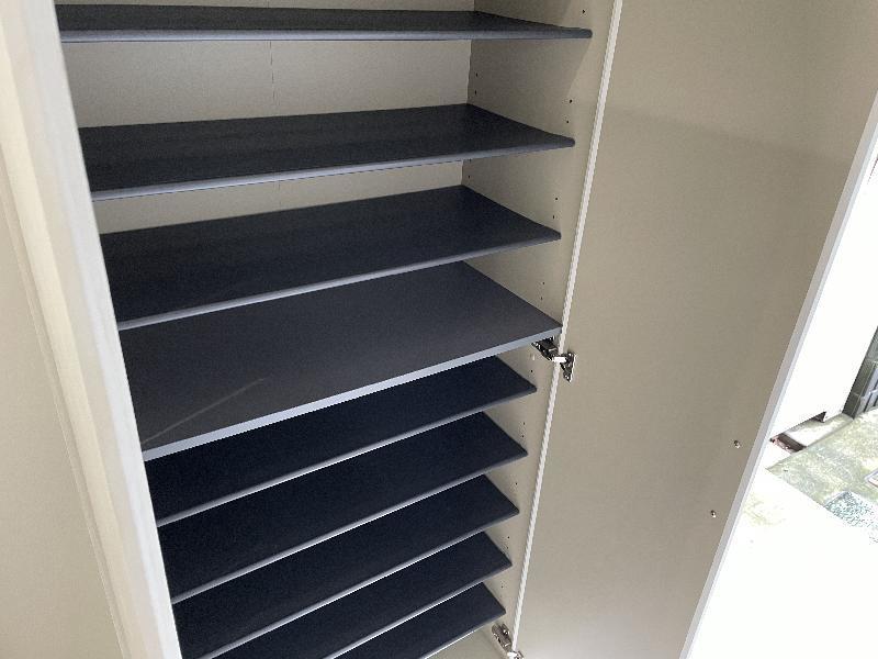 Ｉｎｆｏｇｌｉａ　Ｂｒｅｚｚａ 玄関