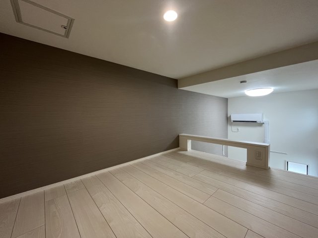 ソレイユテラス東十条 リビング