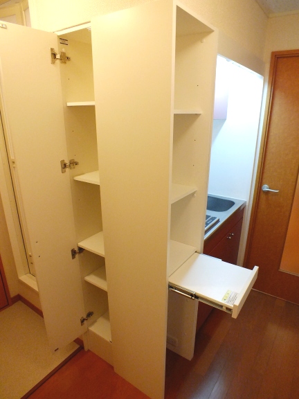 レオパレスクレール光優Ⅰ 内観