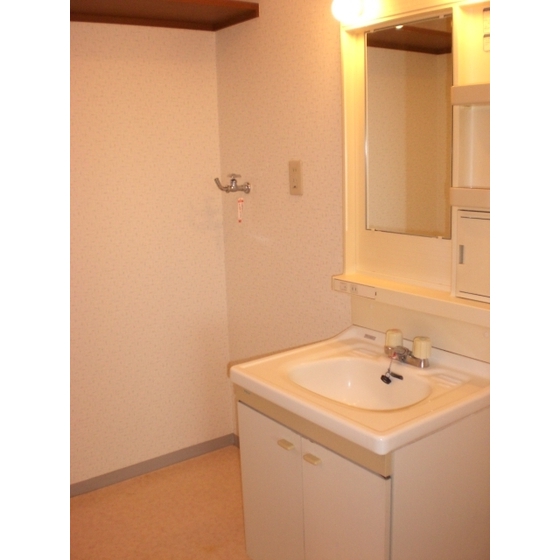 ボヌール湘南205号室 内観