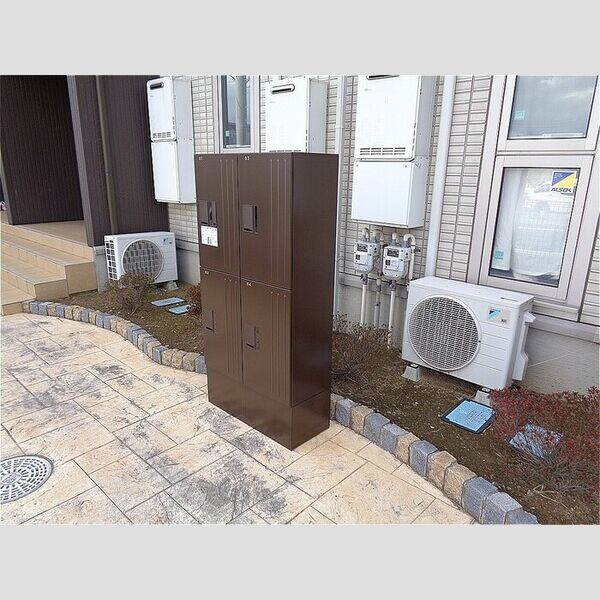 コンフォレスト 宅配BOX設置