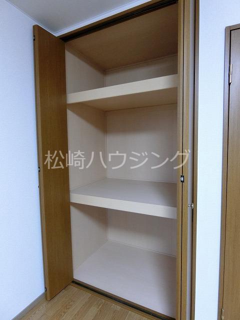 サンガーデン荻窪2階 収納