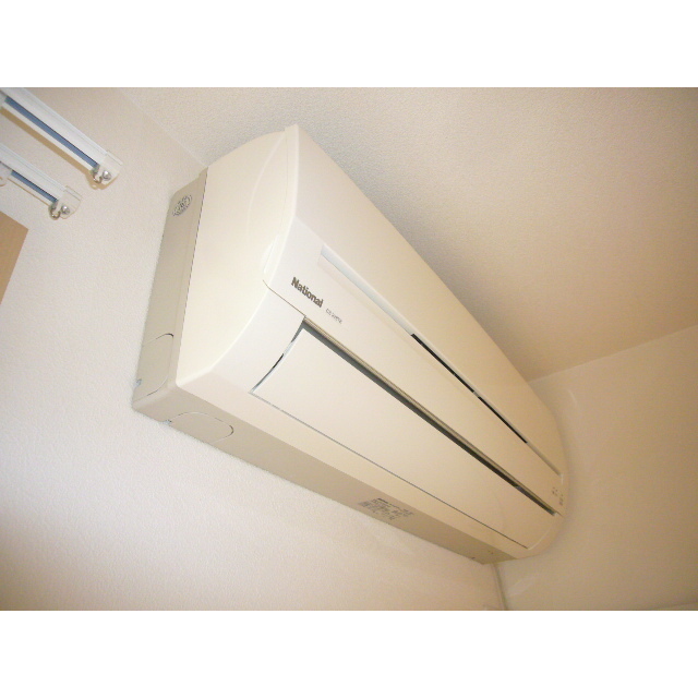 グリーンエイト野方201号室 エアコン完備♪