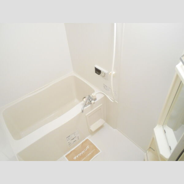 ラ・ポルト ボヌール103号室 浴室