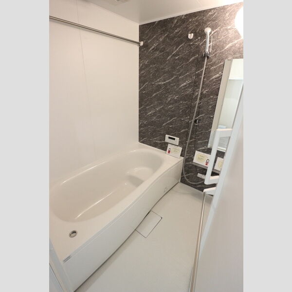 スリーレイヤー柏の葉(Three　Lyaer柏の葉) バスルーム