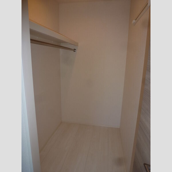 クラリスB303号室 クローゼット (洋7.1帖)