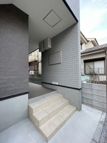 ハルティーニ0201号室 エントランス