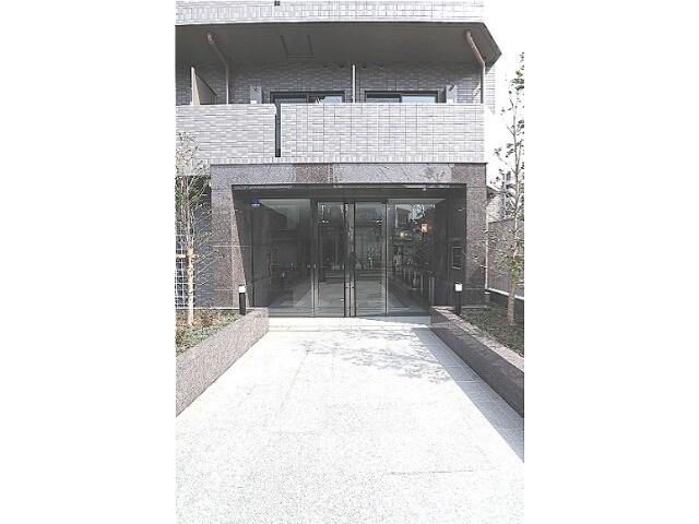 ルーブル板橋東新町壱番館3階 エントランス