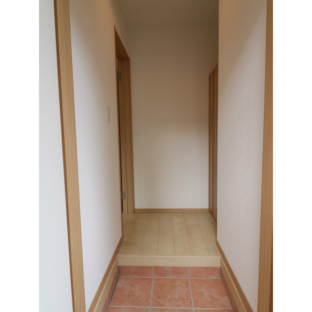 アムールKEN104号室 玄関