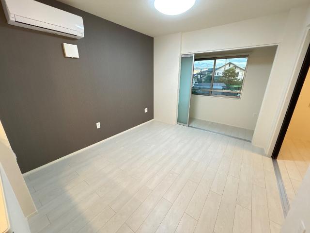 パレス北野208号室 リビング