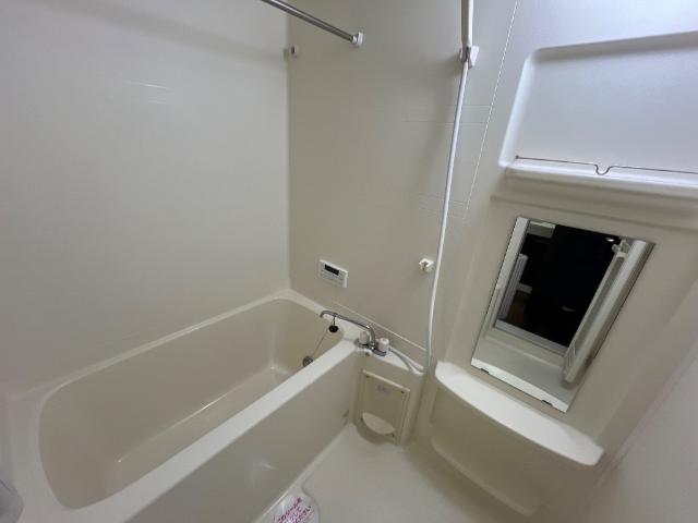 リリー・オブ・ザ・バレー バス