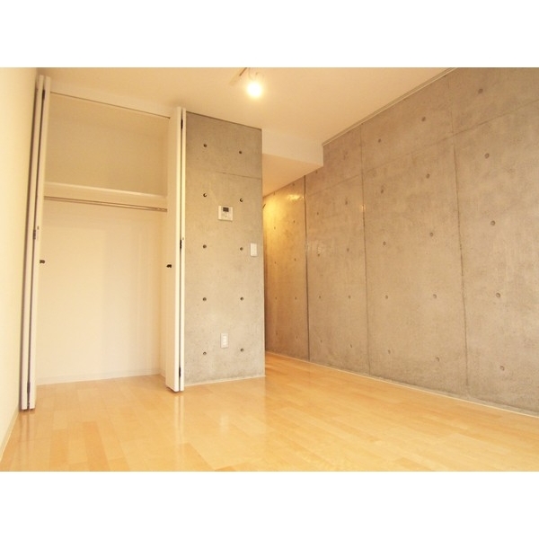 ZESTY春日町0103号室 内観