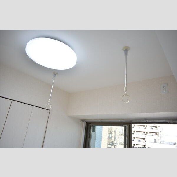 Garden House Ⅲ 大宮土呂駅前302号室 室内物干し金物