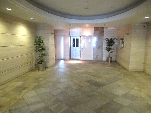 旭ビル２１7階 ロビー、エレベーターホール