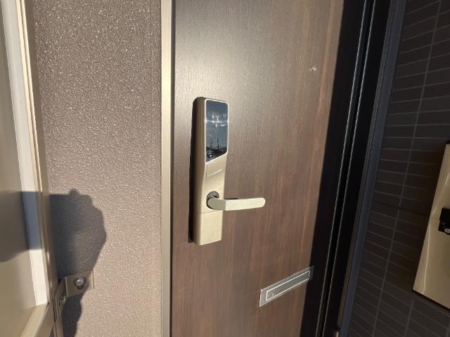 ＫＡＫＩＮＯＫＩ　ＴＥＲＲＡＣＥ105号室 電子キー