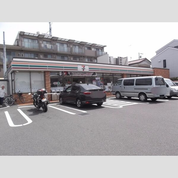 クレストテラス305号室 セブンイレブン相模原豊町店