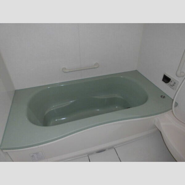 フレスカ　Ⅰ/Ⅱ/Ⅲ/ⅣⅢ102号室 浴室