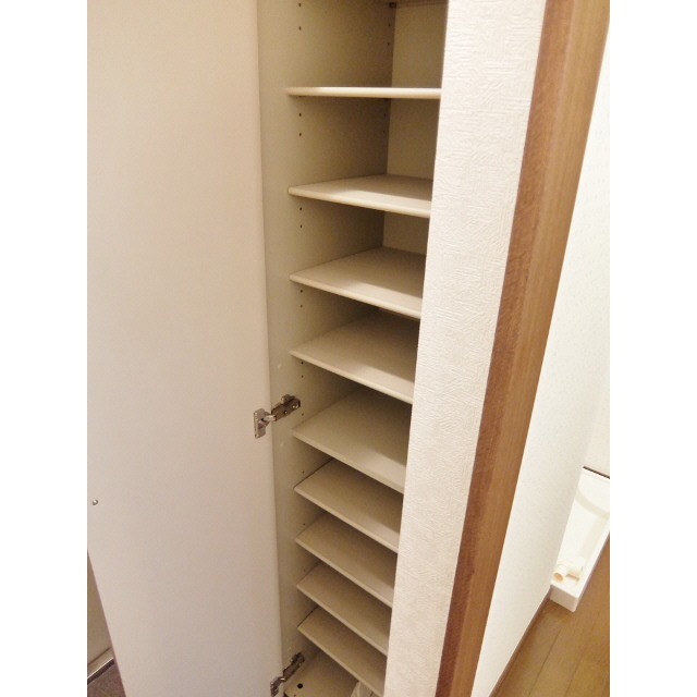 アンプルール フェール アミーⅡ106号室 内観