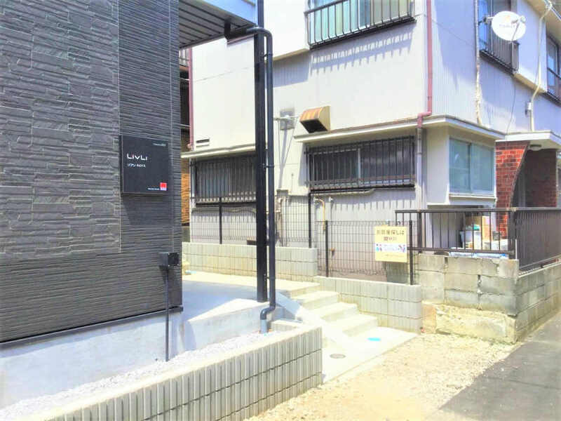 リブリ・ルピナス エントランス