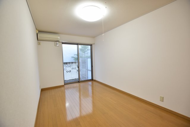 フロンティア桜新町 リビング