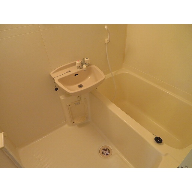 ヴィレッジ・イン・上高井戸 バス