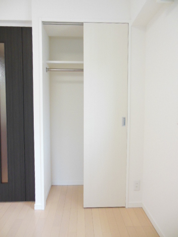 グランド・ガーラ新横浜North クローゼット