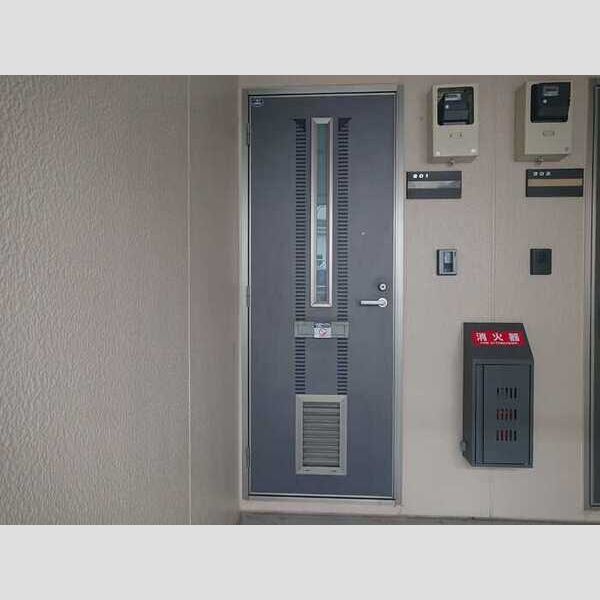 ナチュラルハウス　B 玄関