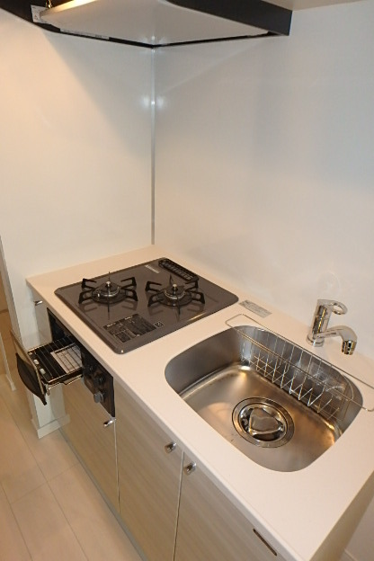 ガーラ・ステーション横濱関内 システムキッチン　グリル付き　2口ガス