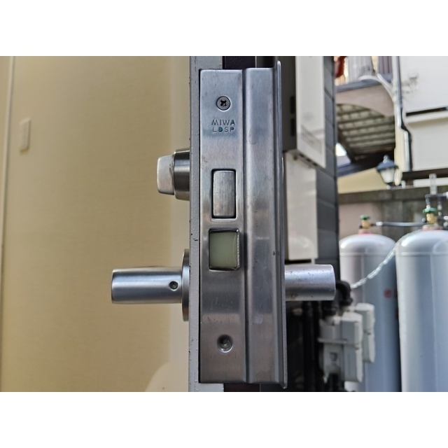 サンウィングB 玄関