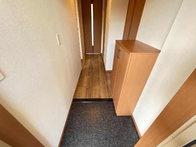 エトワール大和田206号室 玄関