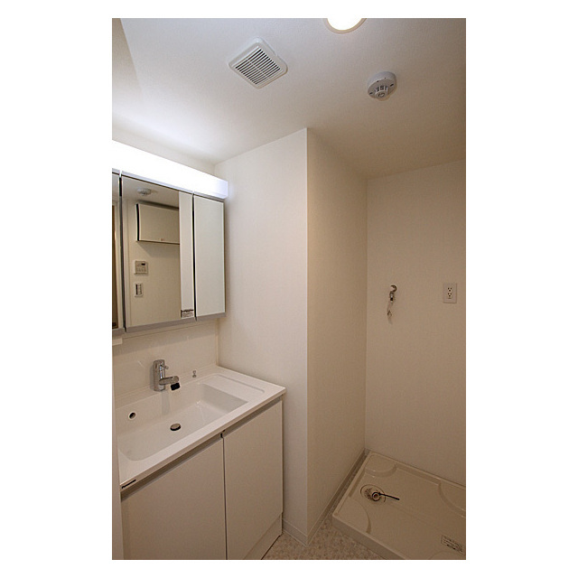 シャトーマーシャン0502号室 内観