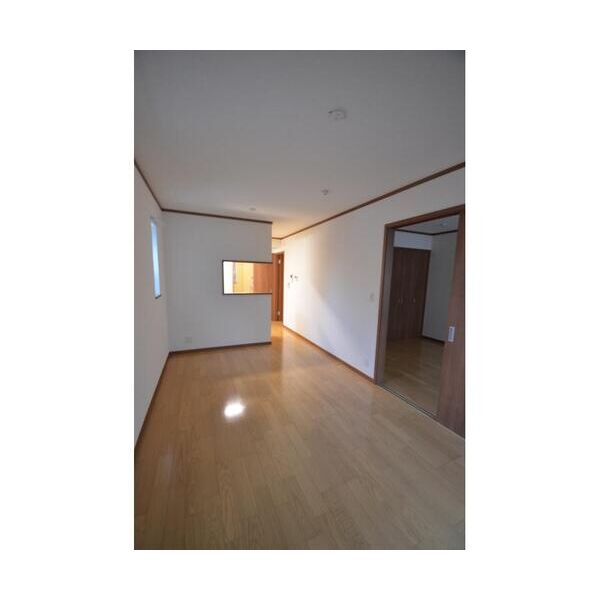 ウィステリアコートII リビング